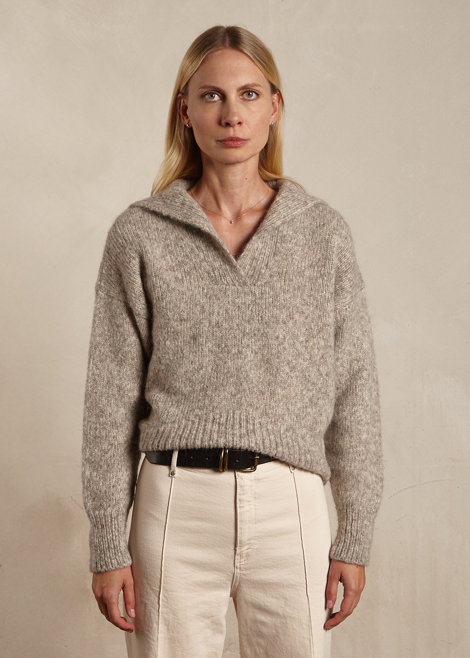 Sailor collar weekend sweater