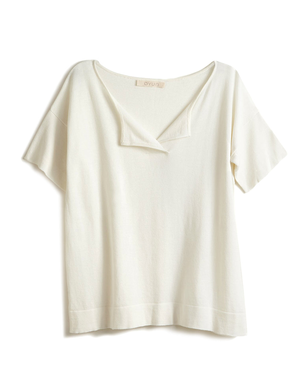 SPLIT NECK TEE
