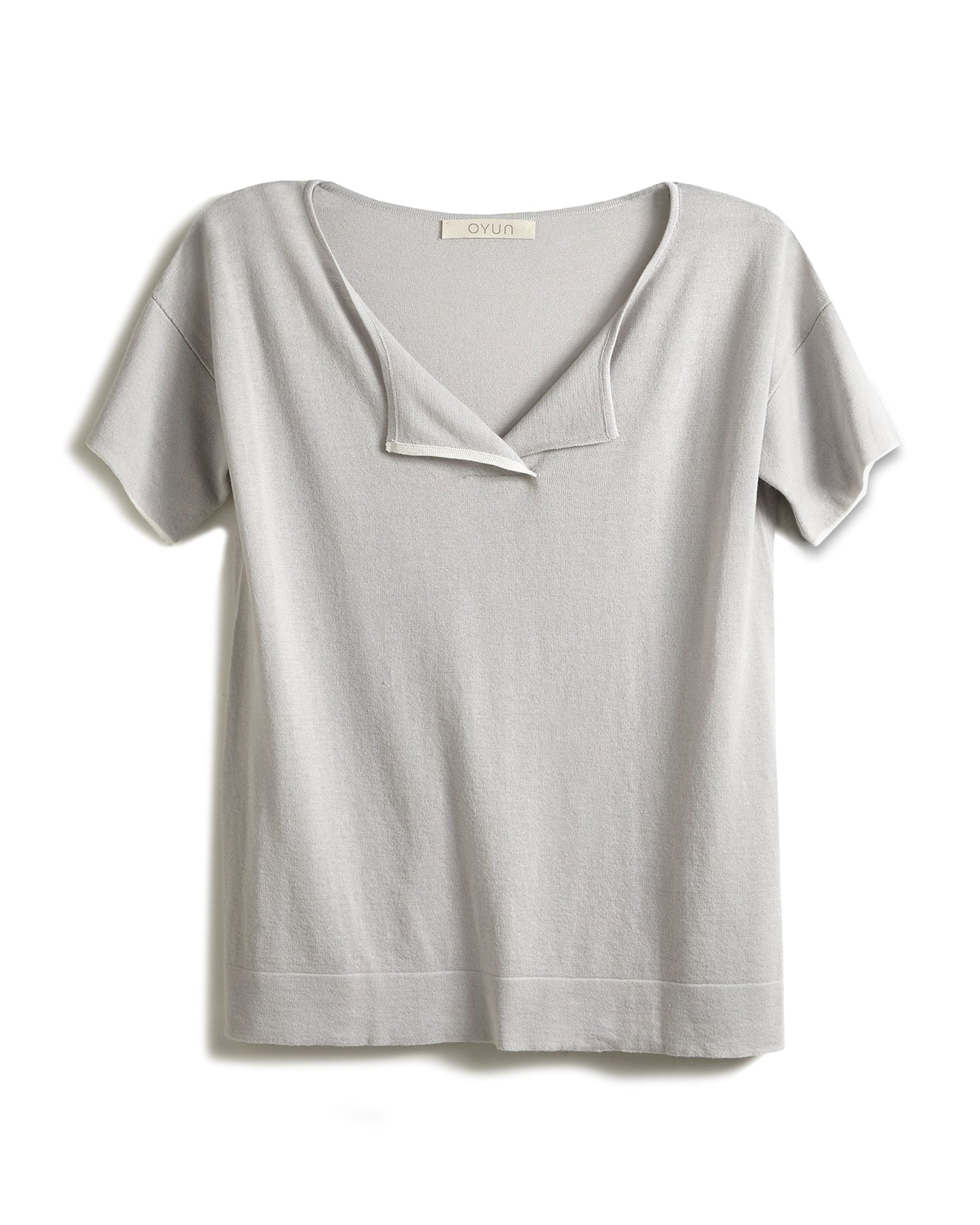 SPLIT NECK TEE