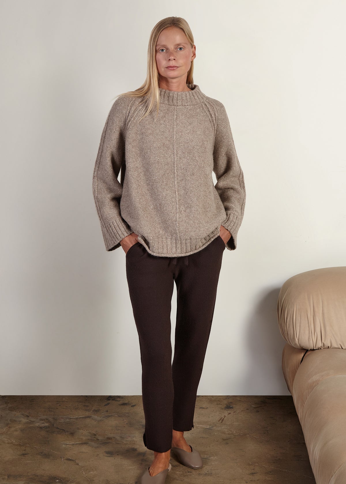 LUXE SLIM PANTS IN CASHWOOL ACAI